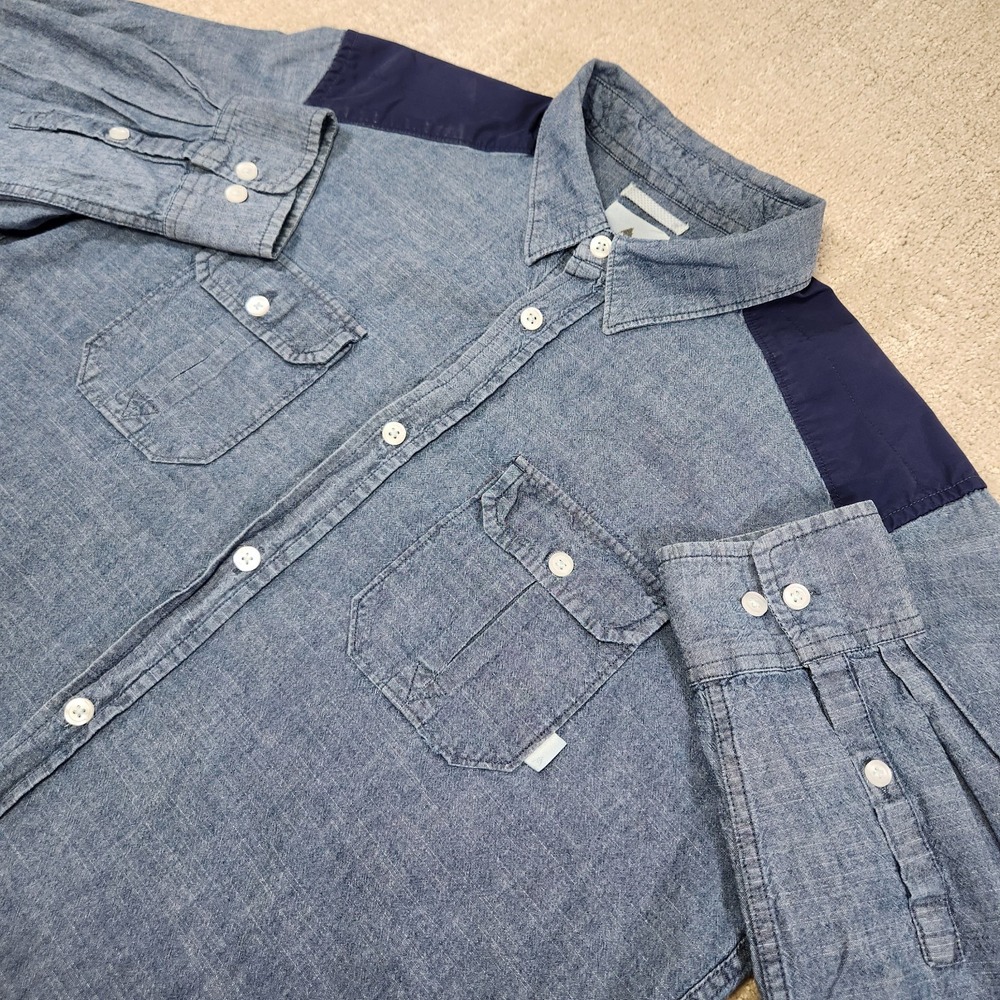 Burton‎ Chambray Shirt Men Large Dry Top Tail Button Up Snowboard Blue Skate